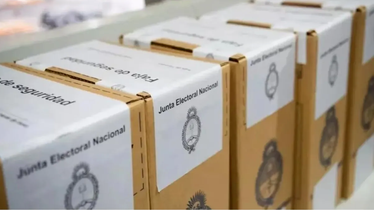 Finalizaron los comicios bonaerenses y a las 21 se conocerán los primeros resultados