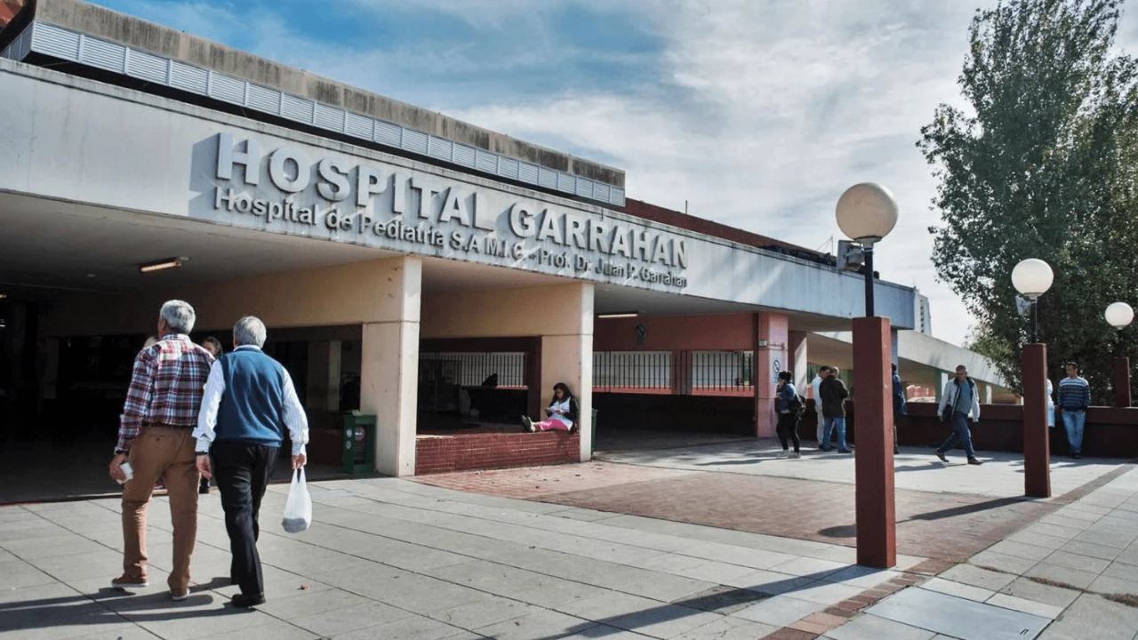 El Gobierno anunció un bono para el personal del Hospital Garrahan