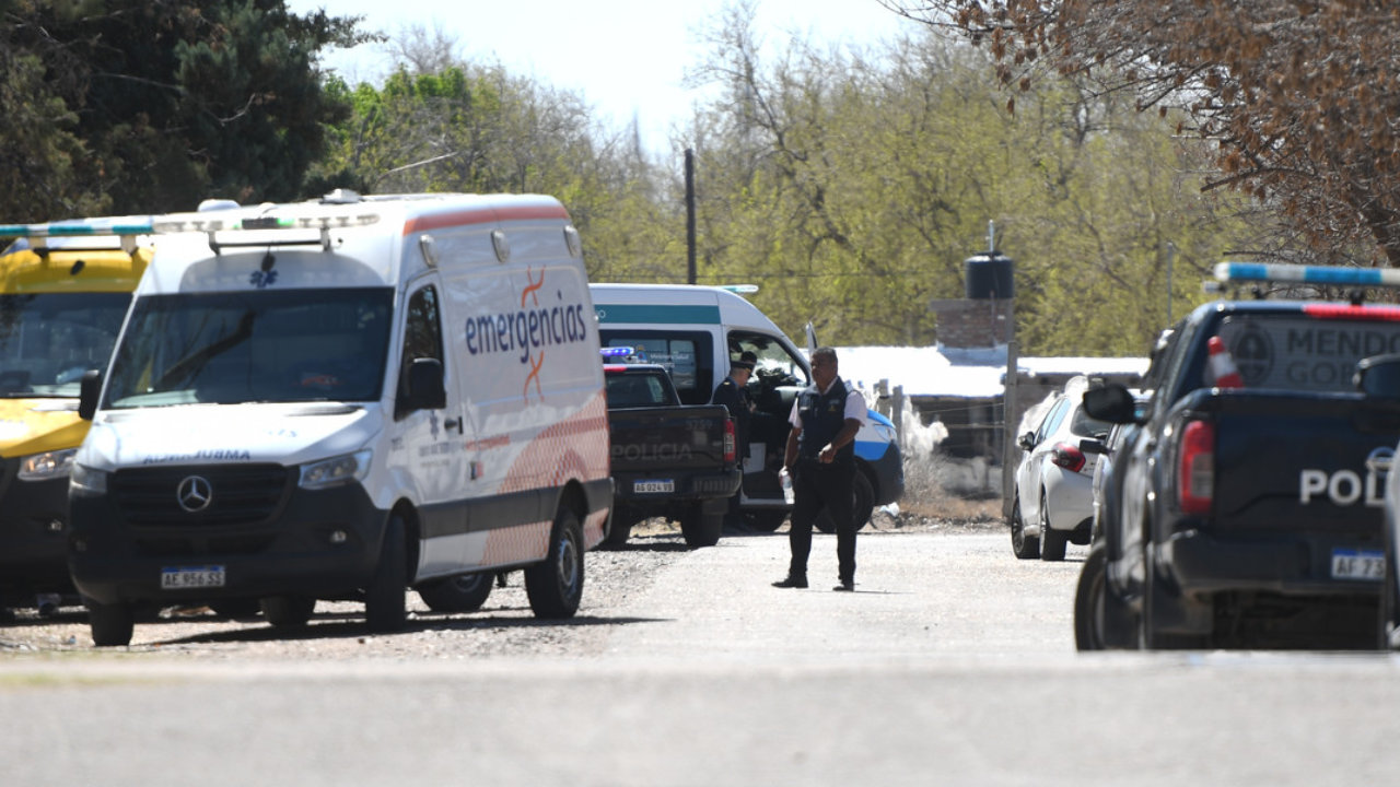 Entregó el arma la nena de 14 años que se había atrincherado en una escuela de Mendoza