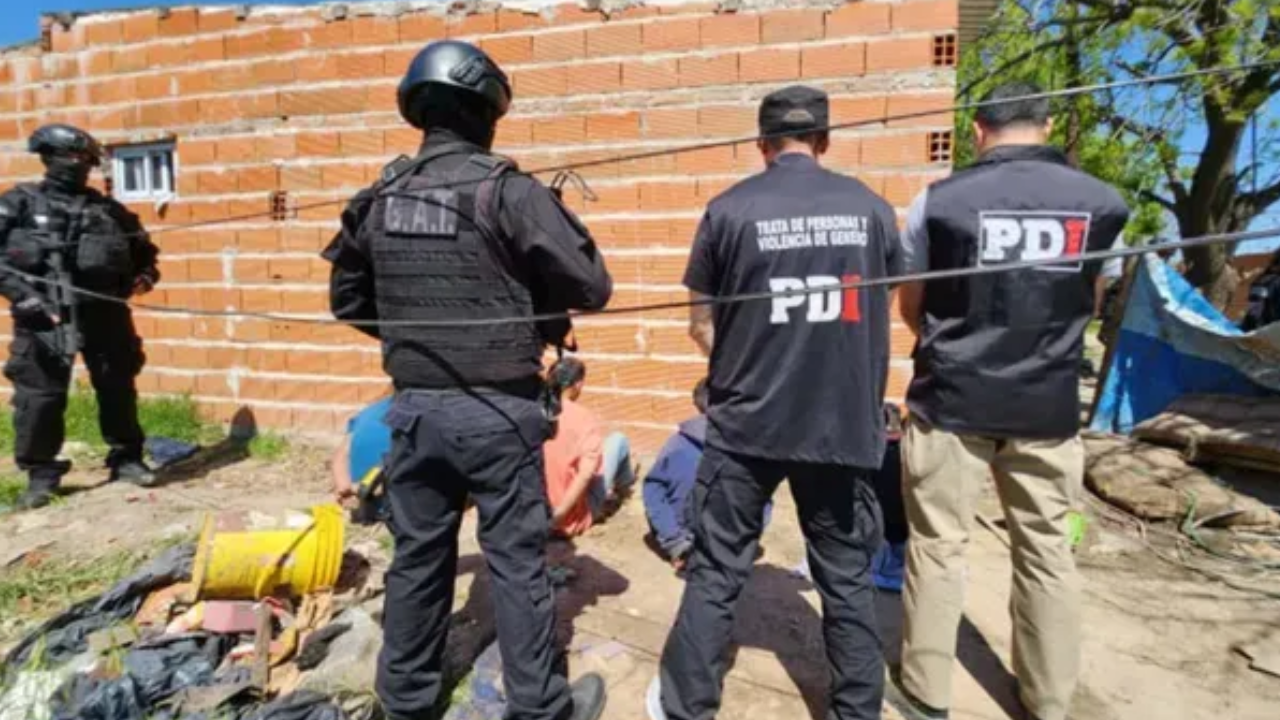 Santa Fe: Una niña de 16 años y su bebé fueron rescatadas tras años de cautiverio