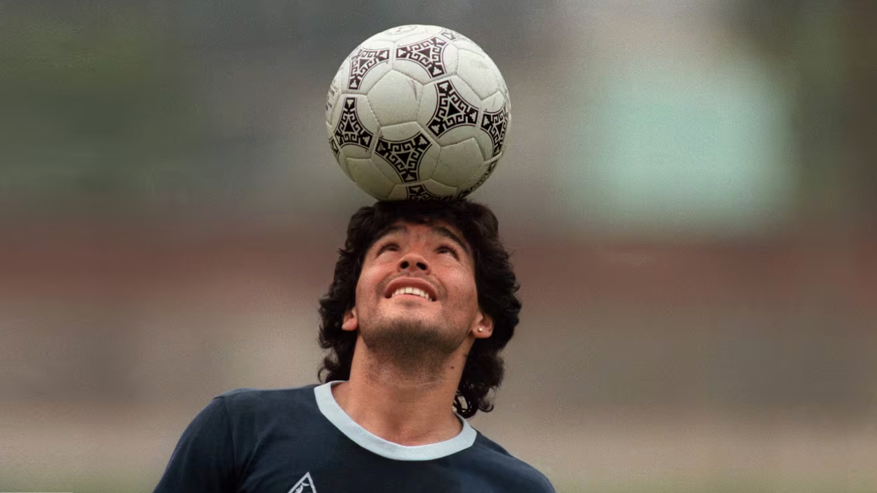 “Navidad maradoniana”: Diego Armando Maradona cumpliría hoy 65 años