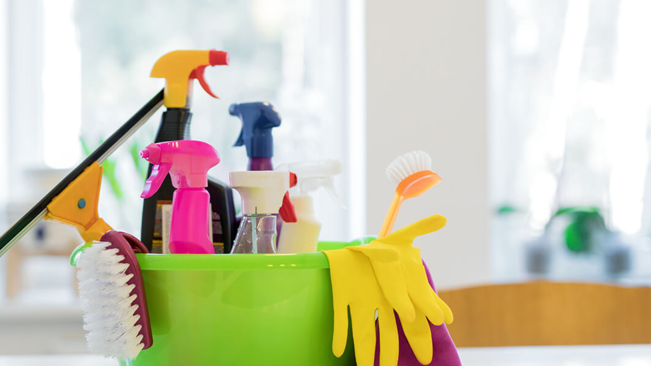 ANMAT prohibió todos los productos de limpieza de una marca por falta de registros