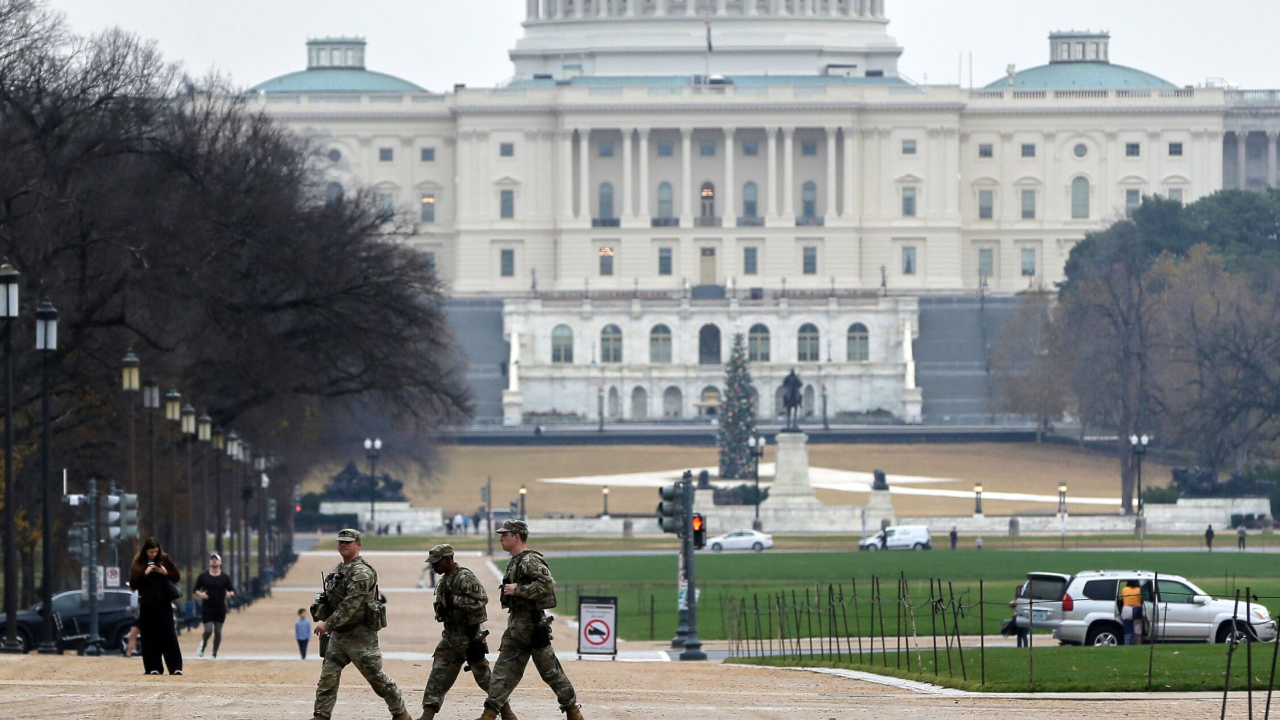 Un ciudadano afgano, sospechoso del tiroteo contra miembros de Guardia Nacional de EE.UU.