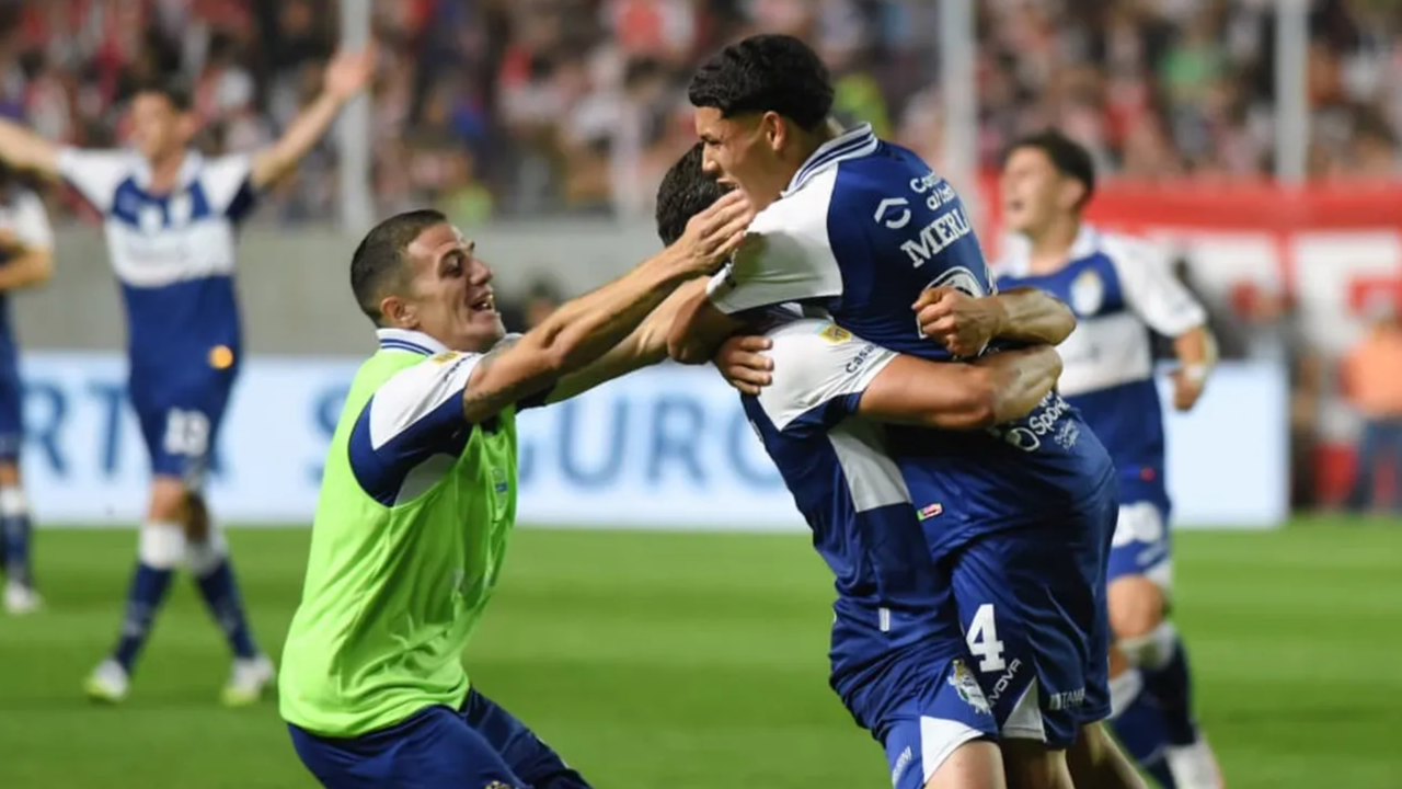 Gimnasia le ganó a Unión por 2 a 1 y pasó cuartos de final