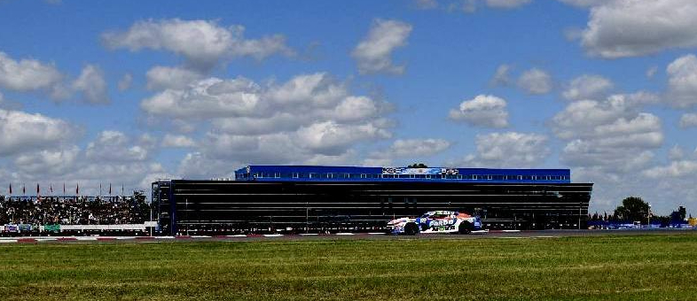 El Turismo Carretera completa la temporada en La Plata