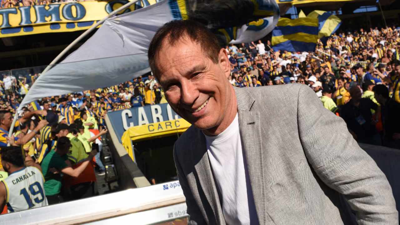 Ariel Holan se fue de Rosario Central