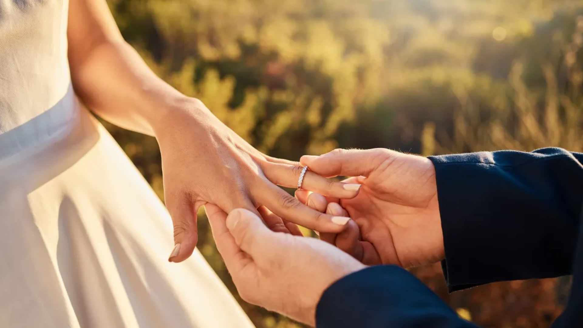 Más uniones convivencias y menos casamientos: qué diferencias legales hay