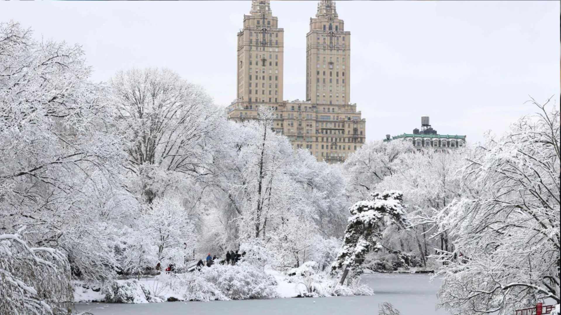 Estado de emergencia en Nueva York por una de las tormentas de nieve más grandes de su historia