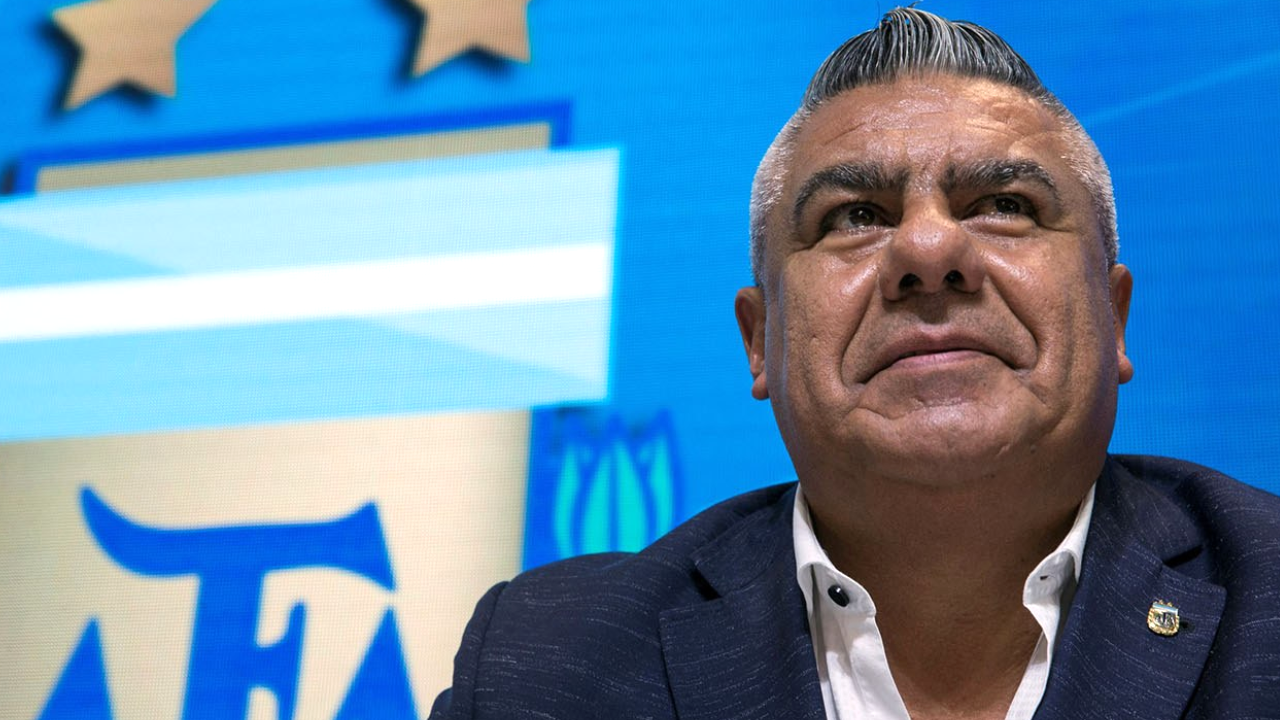 La AFA negó deudas fiscales y anunció la suspensión del fútbol en la fecha 9