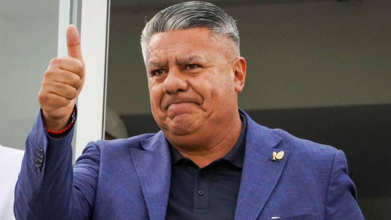 Autorizaron a “Chiqui” Tapia a salir del país para viajes oficiales