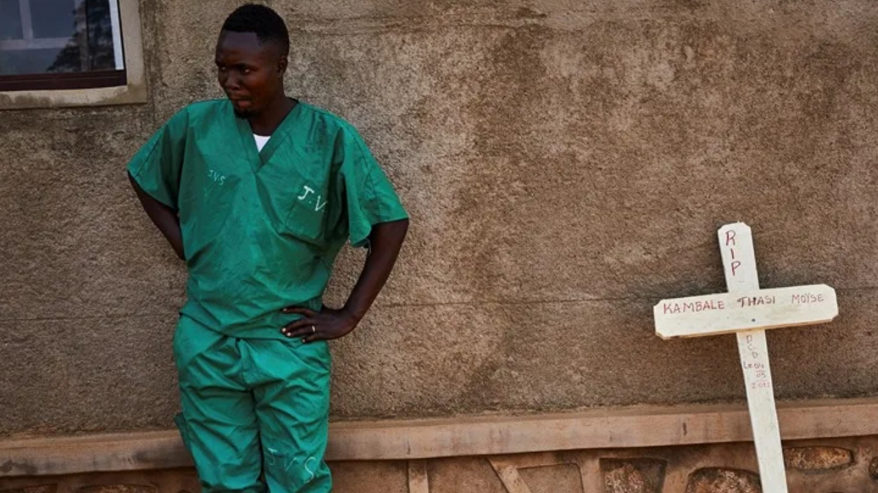 Ascienden a más de 400 los muertos por el deslizamiento de tierra en una mina en RD Congo