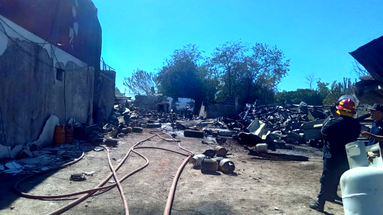 Explosión en depósito de garrafas: Thiago Vera sigue en coma farmacológico