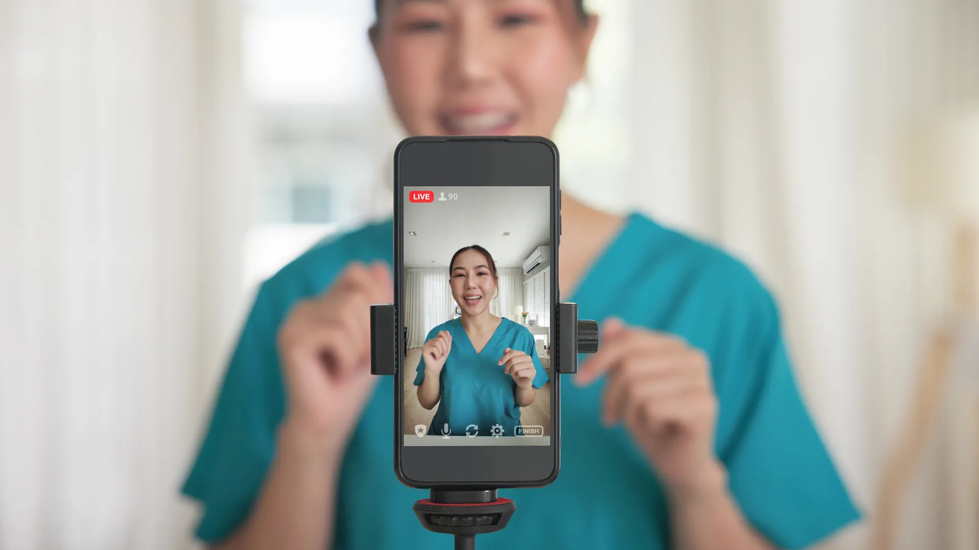 EEUU: “Los influencers que recomiendan medicamentos son un problema de salud pública”