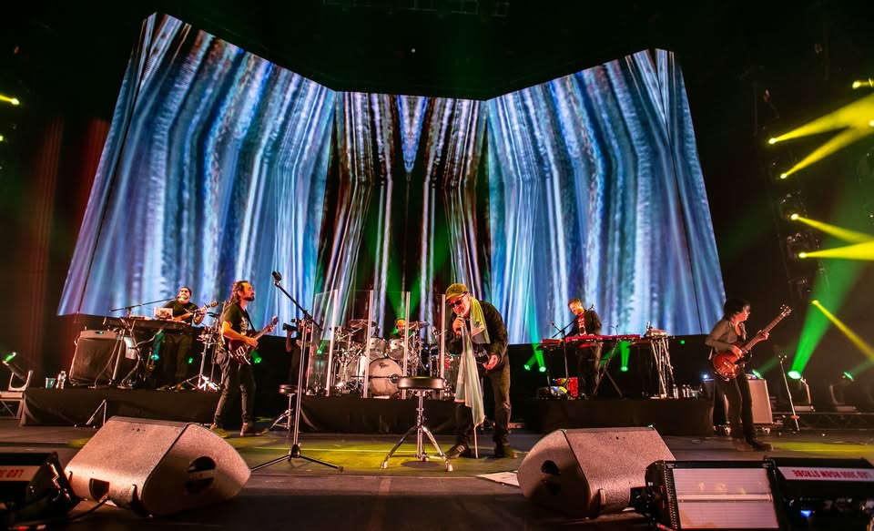 Las Pelotas, en vivo, junto a la Orquesta Filarmónica de Mendoza