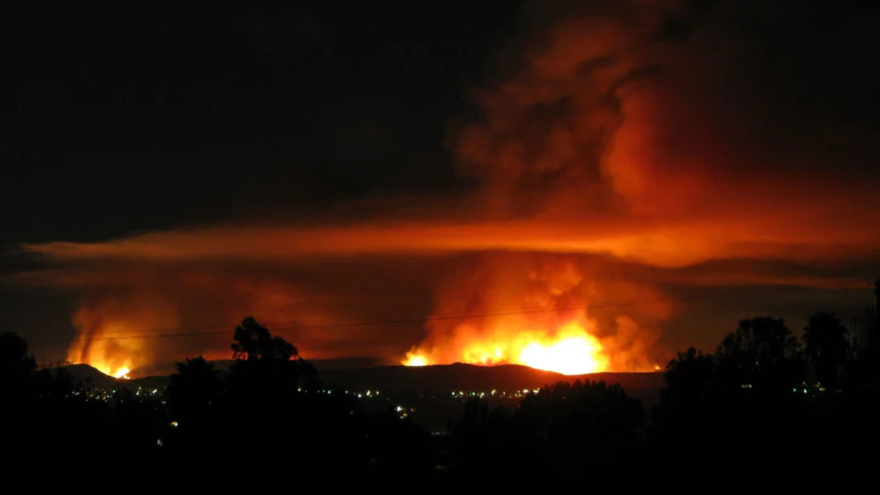 EE.UU.: el mayor incendio forestal en la historia de Nebraska sigue fuera de control