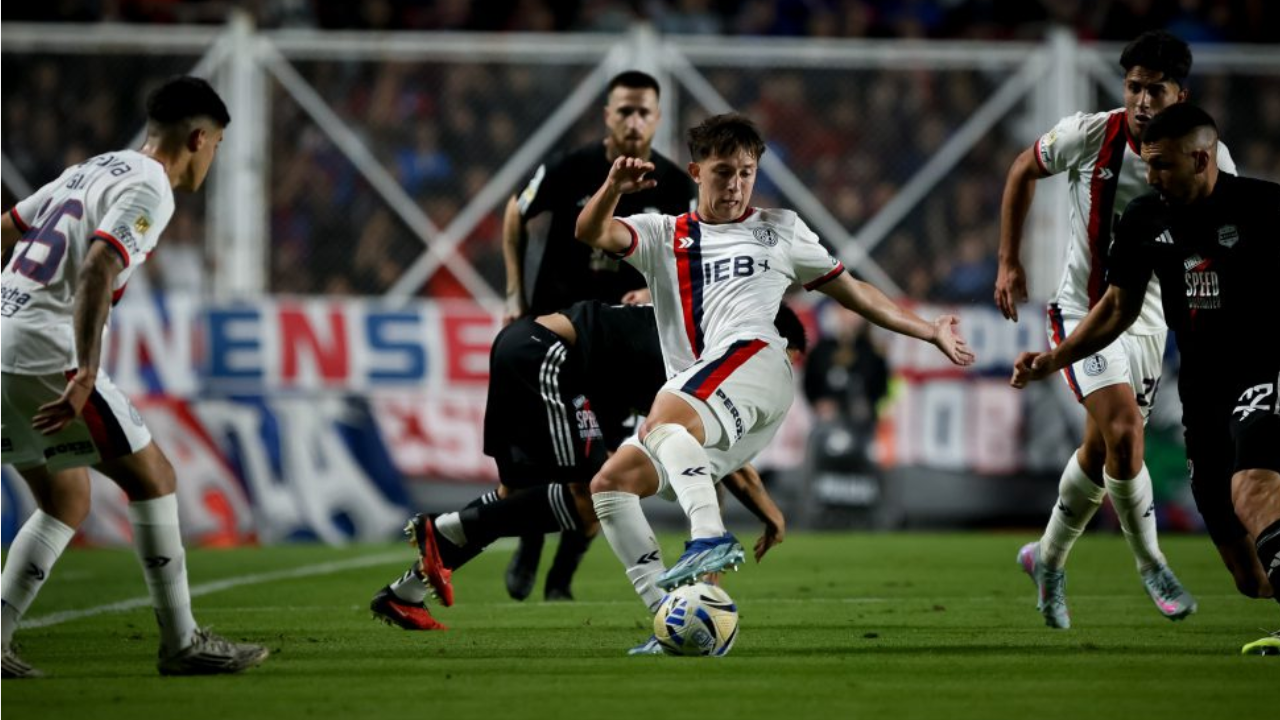 San Lorenzo empató 1-1 con Riestra en el debut de Gustavo Álvarez