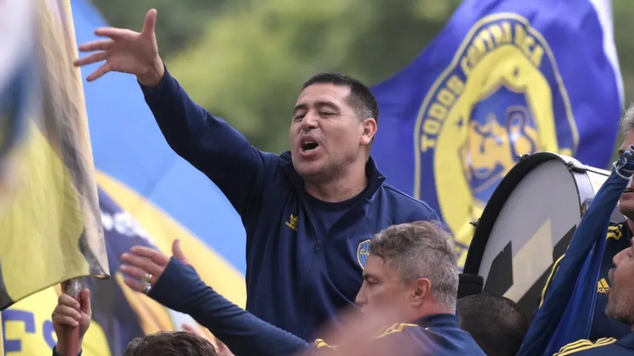 Juan Román Riquelme: “un último pasito” para renovar la Bombonera