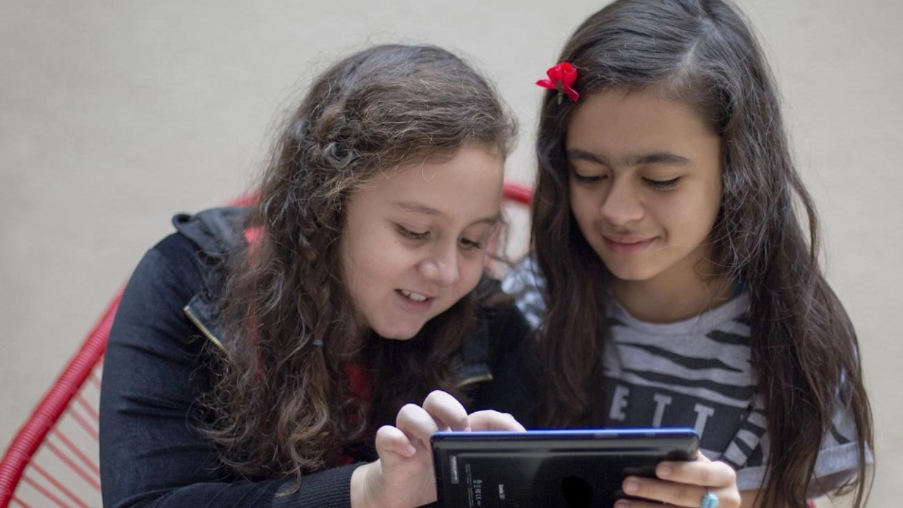 Salud visual: señales de alerta sobre el uso excesivo de las pantallas