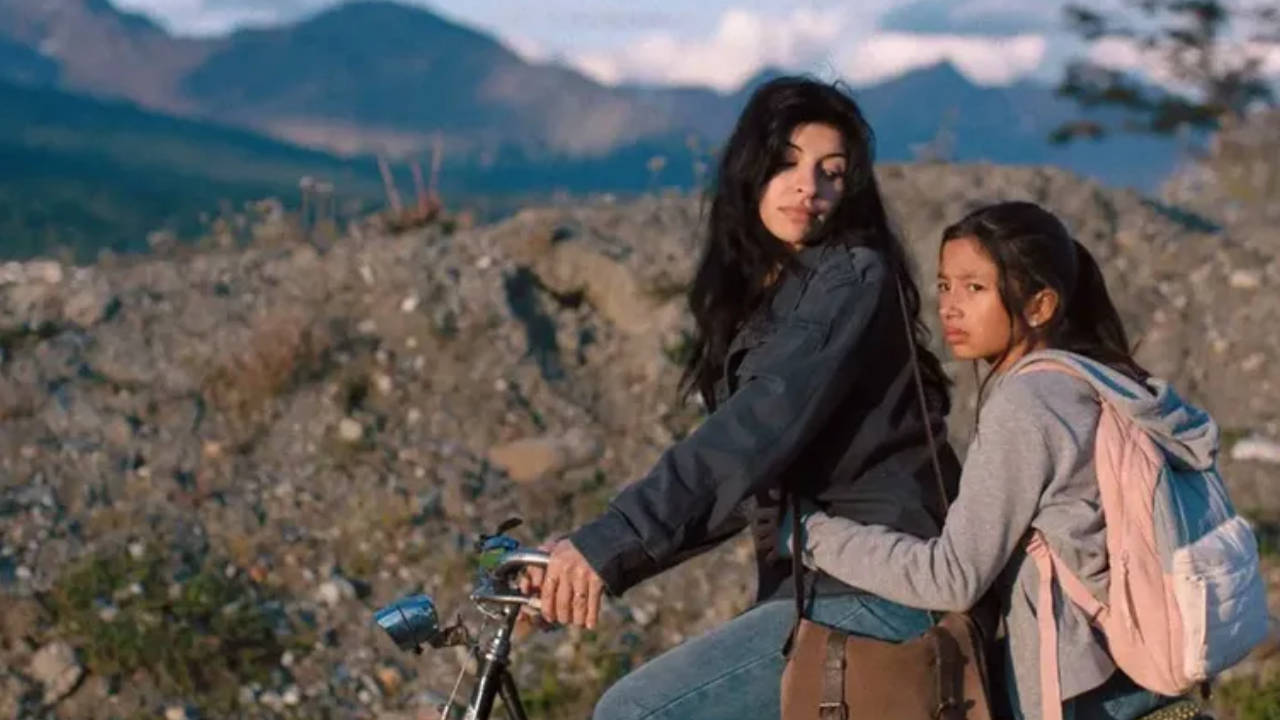 Cine: Cazzu debuta en la pantalla grande con “Risa y la cabina del viento”