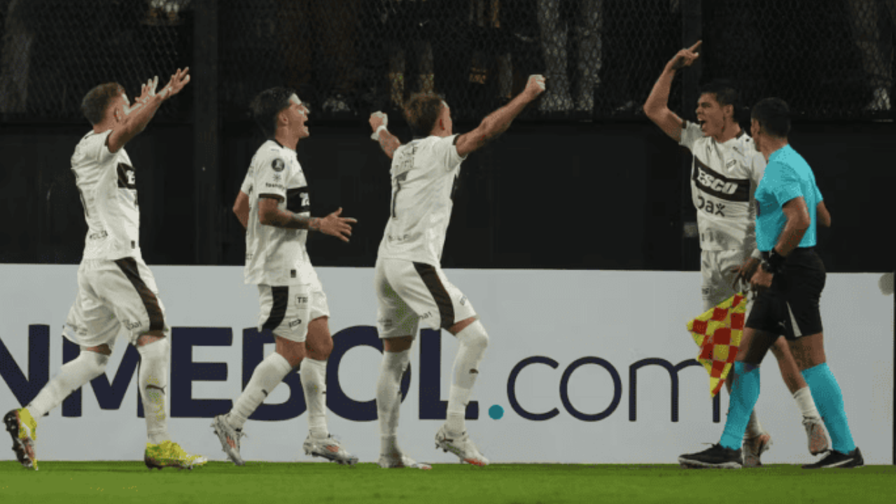 Platense hizo historia y derrotó a Peñarol en la Copa Libertadores 2026