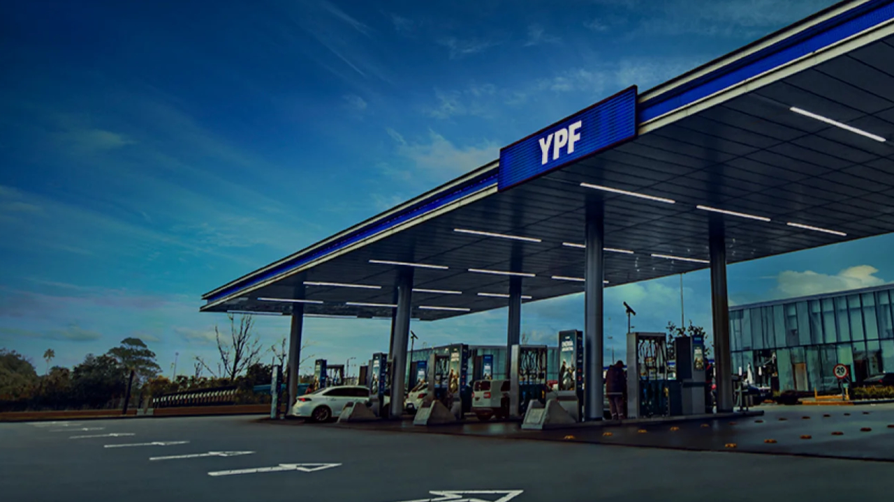 YPF no subirá la nafta por 45 días