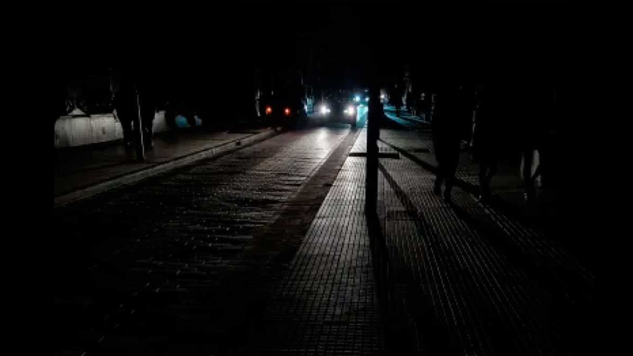Apagón en CABA: se incendió una subestación de Edesur y hubo más de 70 mil usuarios sin luz