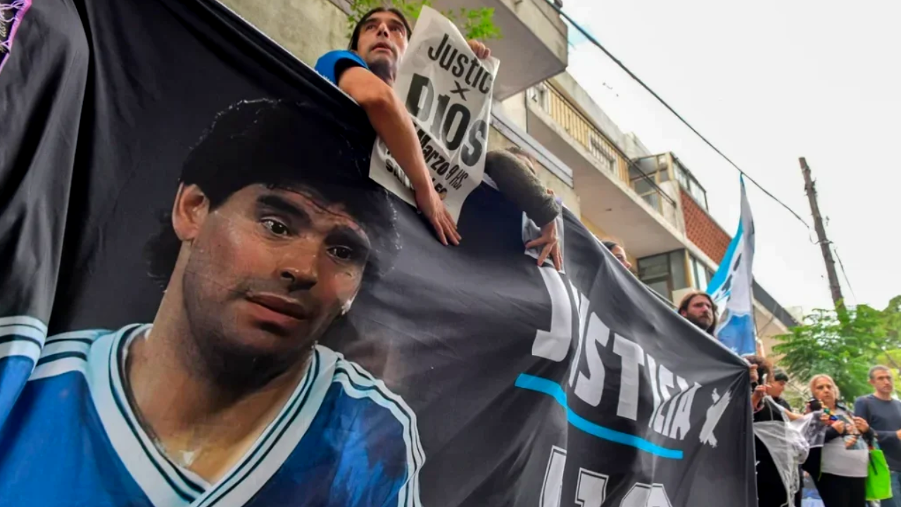 Audiencia clave en el caso Maradona: declaran los forenses que realizaron la autopsia