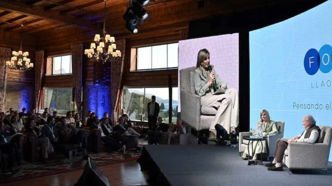 La reina Máxima de los Países Bajos habló en el Foro Llao Llao 2026