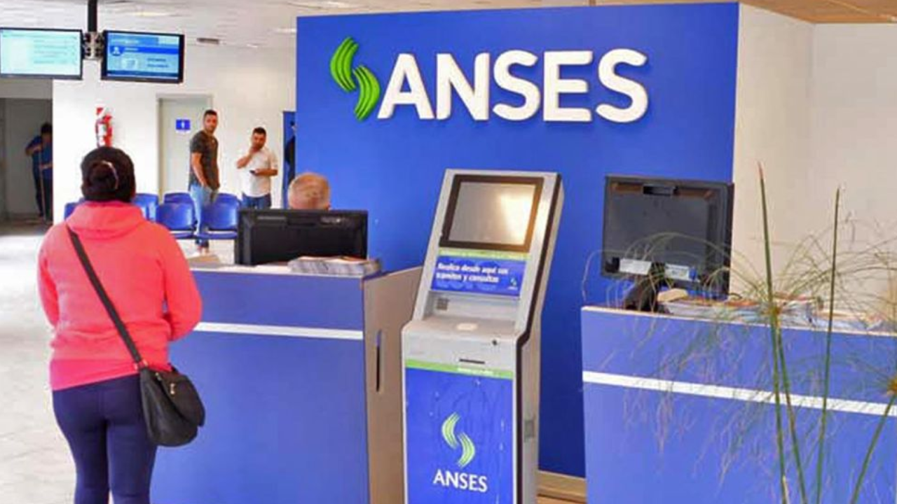 ANSES oficializó el aumento en haberes y asignaciones: cómo quedan los montos en mayo