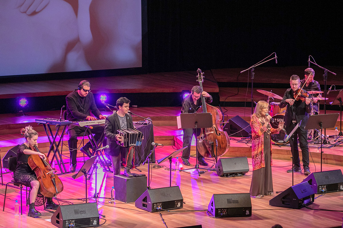 “Desde el Palacio” y un concierto que une tradición e innovación: Tanghetto con Amelita Baltar