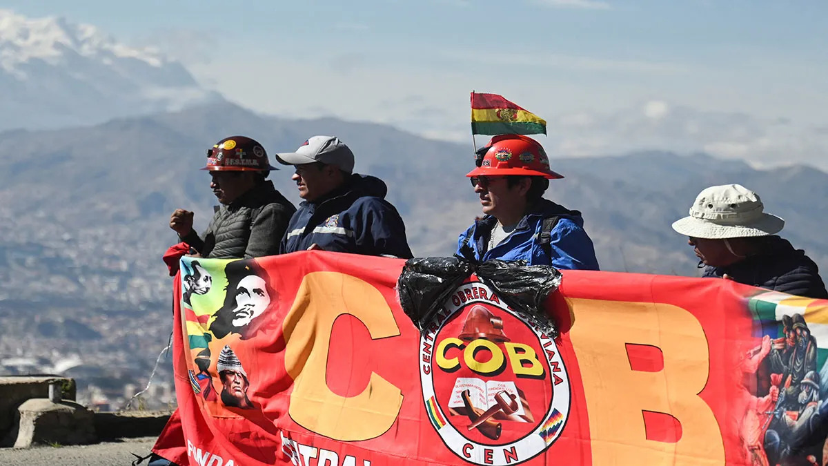 Bolivia: siguen los bloqueos y Paz reafirma sus medidas económicas