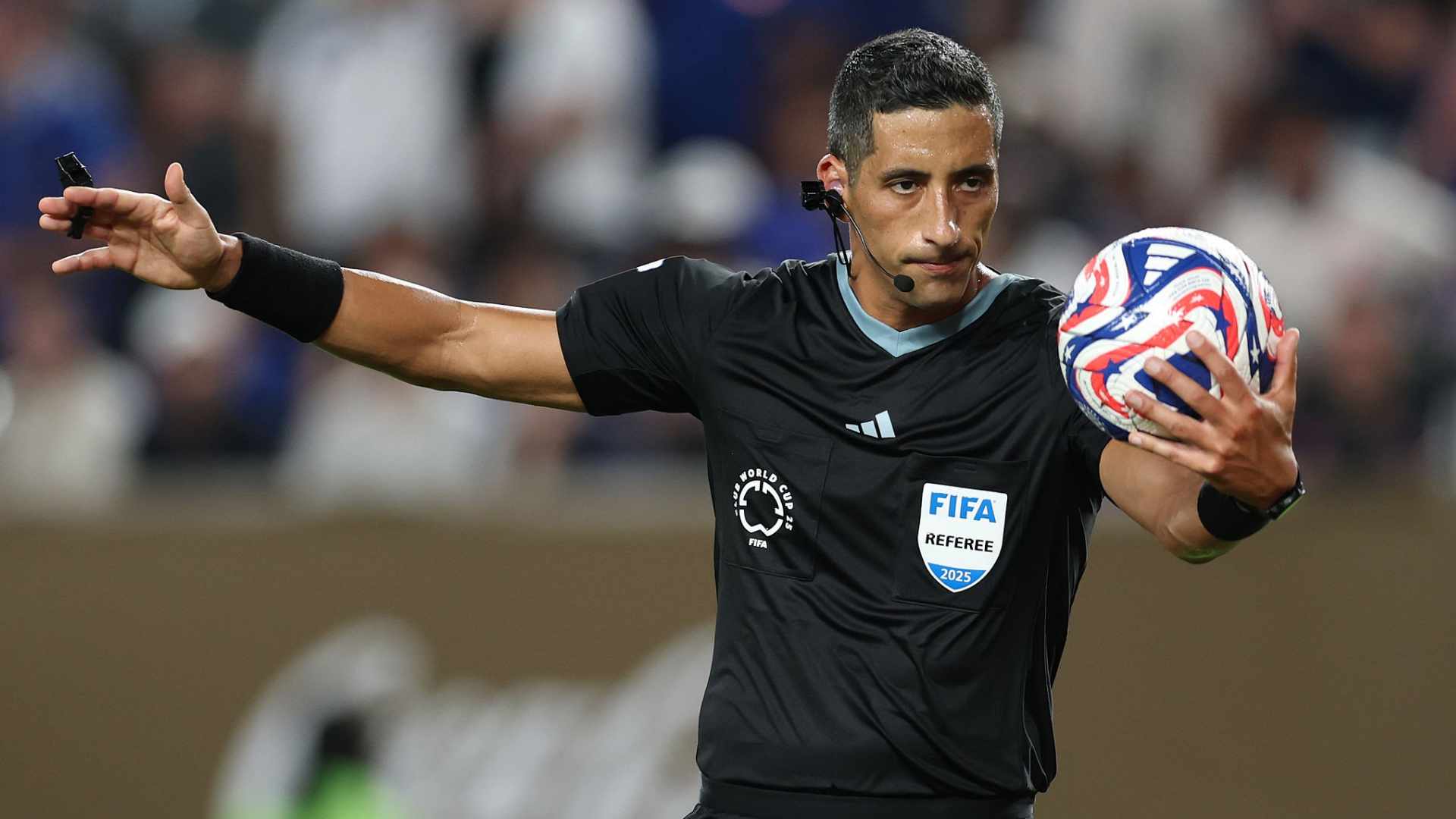 Yael Falcón Pérez es el árbitro que dirigirá la final del Apertura