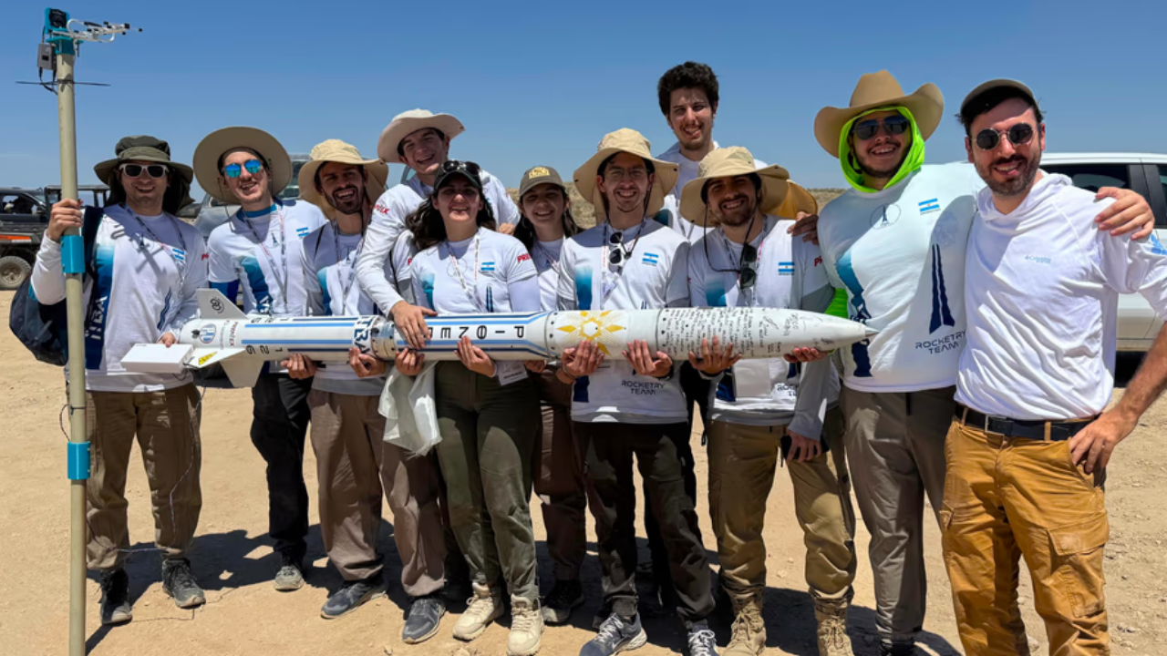 Estudiantes argentinos diseñaron un cohete supersónico para competir en Estados Unidos