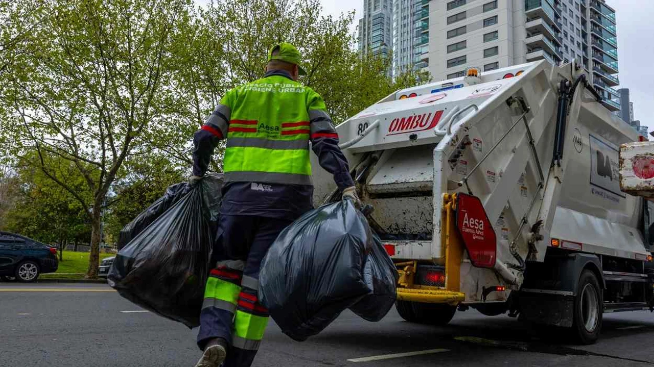 Día del Trabajador: cómo funcionarán los servicios durante el feriado