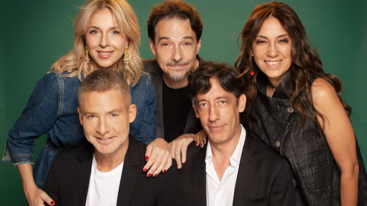 Adrián Suar, Carla Peterson, Fernán Mirás y Lorena Vega estrenaron “Sottovoce” en El Nacional