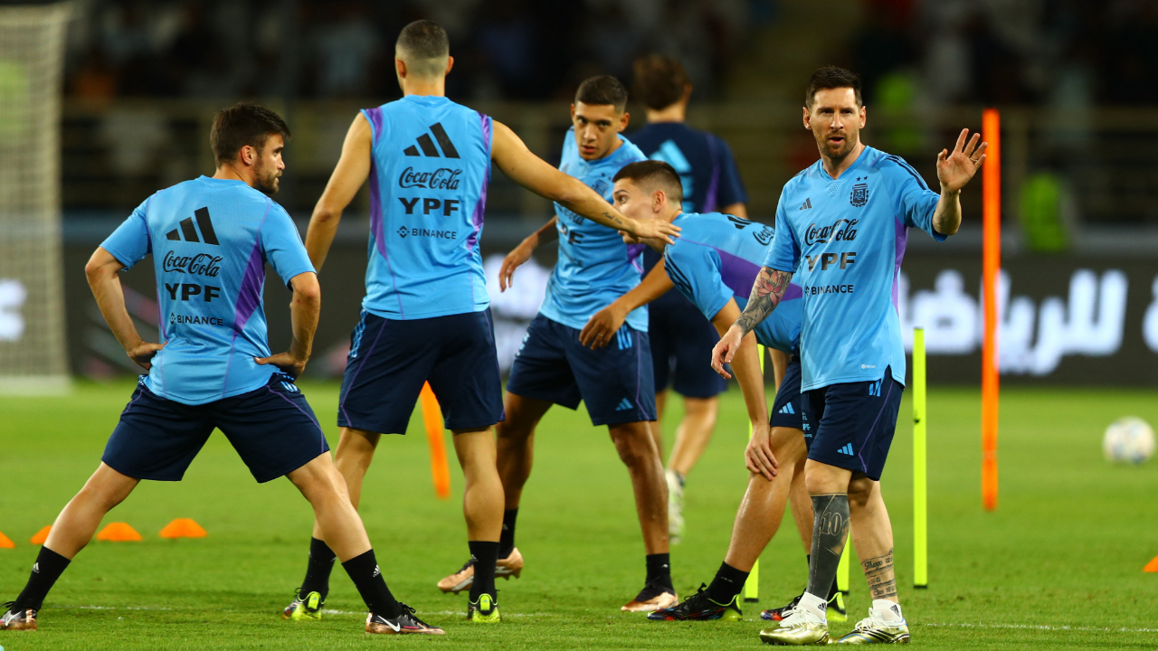 Selección argentina: las dudas de Scaloni para enfrentar a Cabo Verde