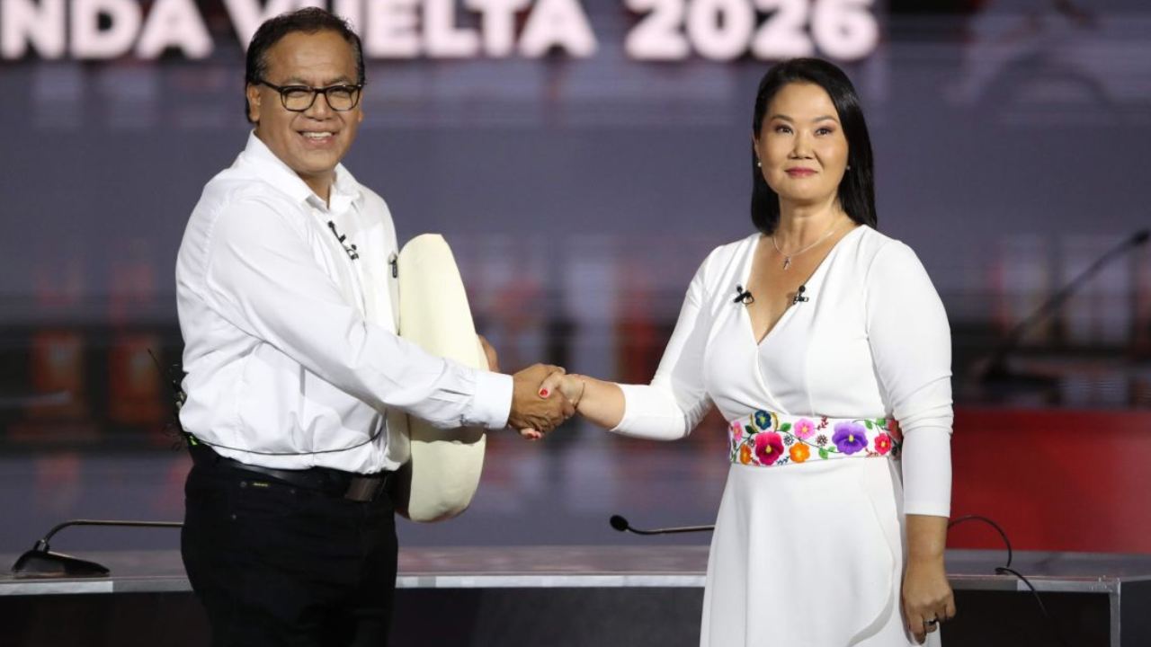 Elecciones en Perú: Sánchez adelanta a Fujimori en una contienda que sigue abierta
