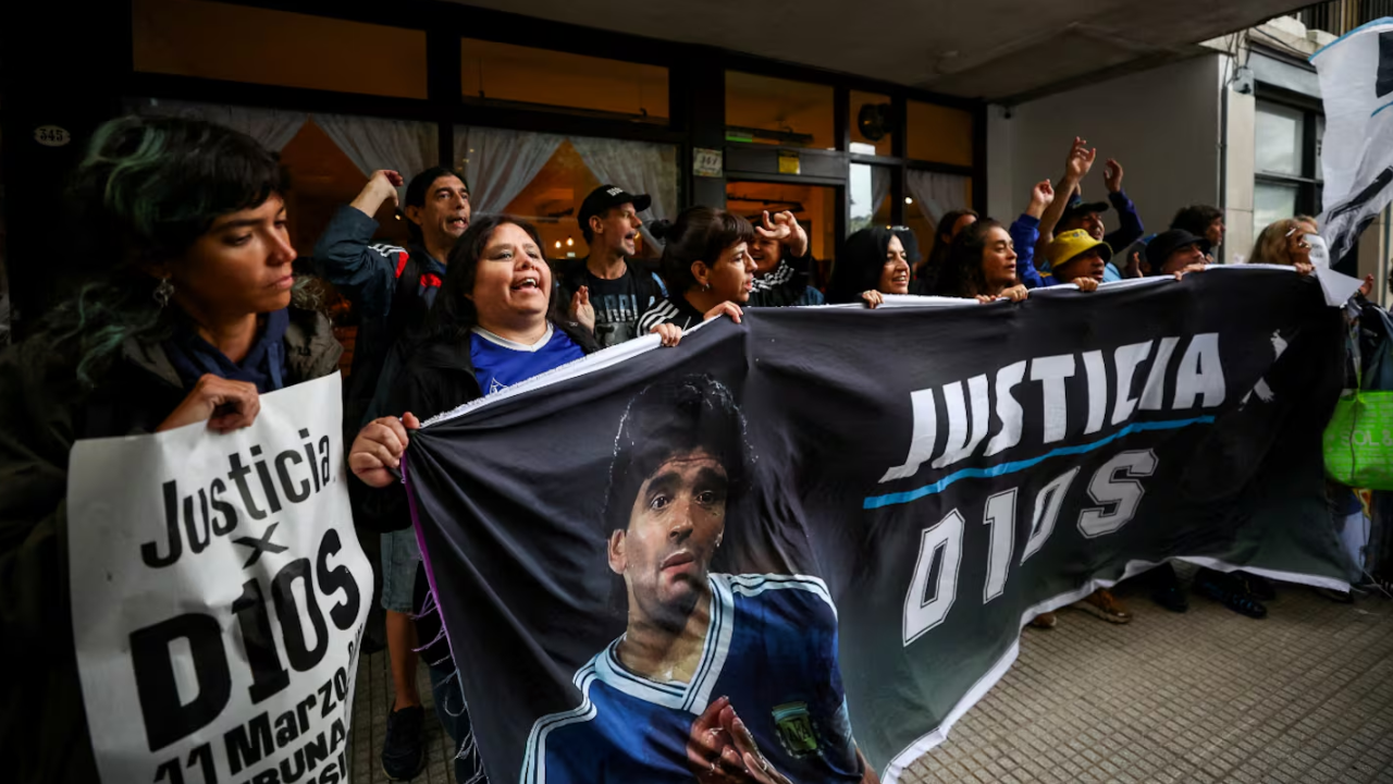 Audiencia clave en el caso Maradona: citaron a tres enfermeros que lo atendieron en Tigre