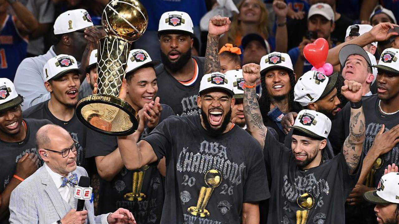 New York Knicks es el nuevo campeón de la NBA y alza el título luego de 53 años