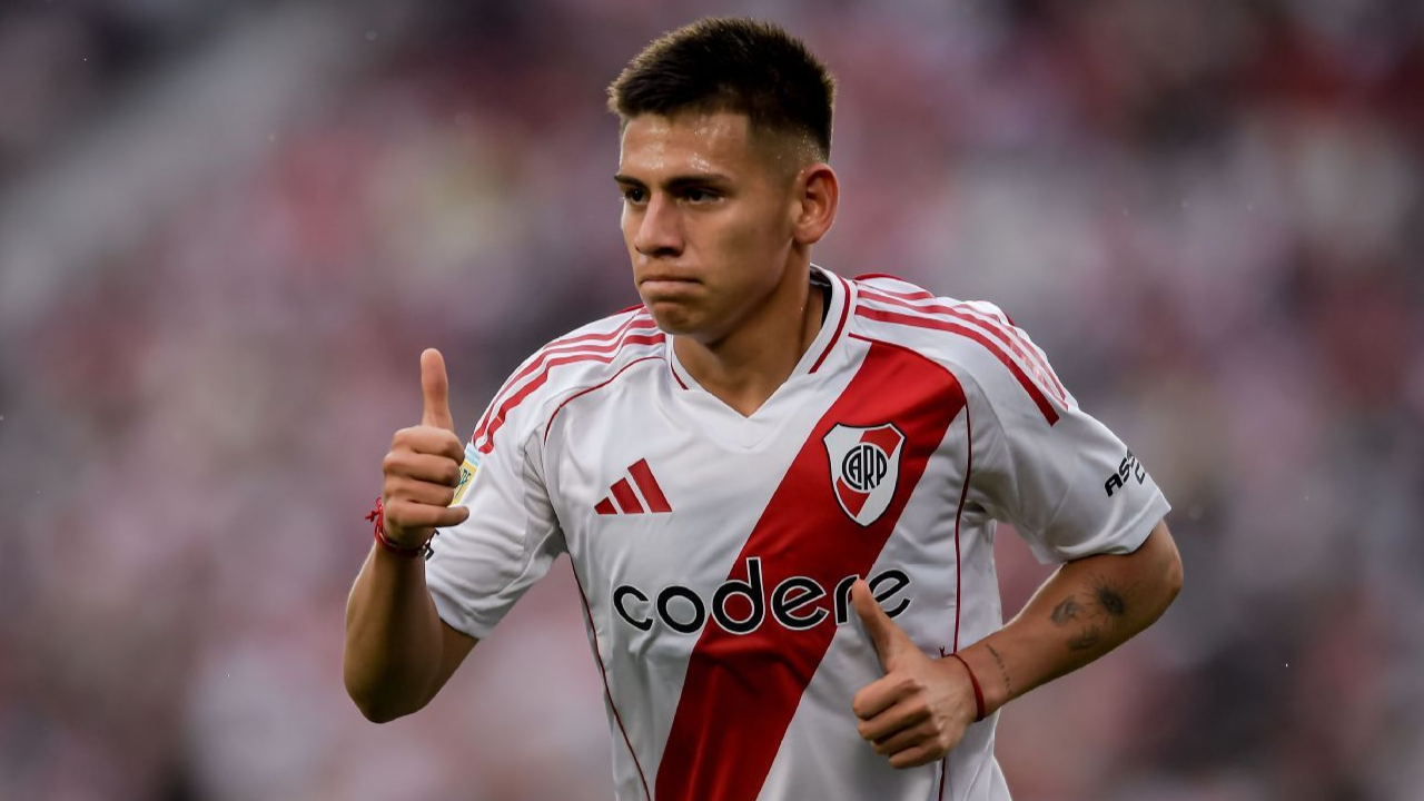 River insiste por Echeverri y Manchester City no le cierra las puertas