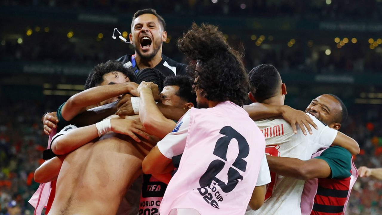 Marruecos venció por penales a Países Bajos y clasificó a los octavos de final del Mundial