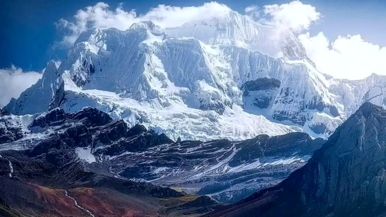 Perú: intensa búsqueda de andinistas en el Nevado Huascarán
