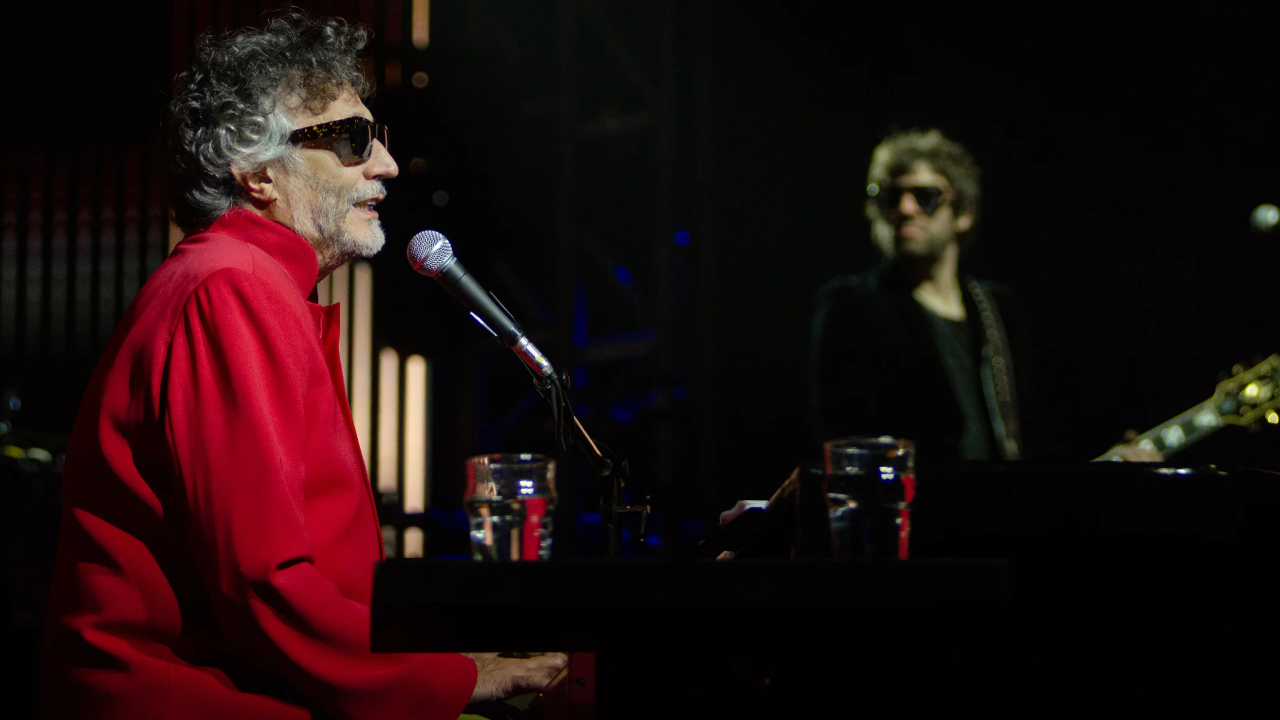 Fito Páez brilló en el cierre de la Fiesta del Poncho 2026 en Catamarca