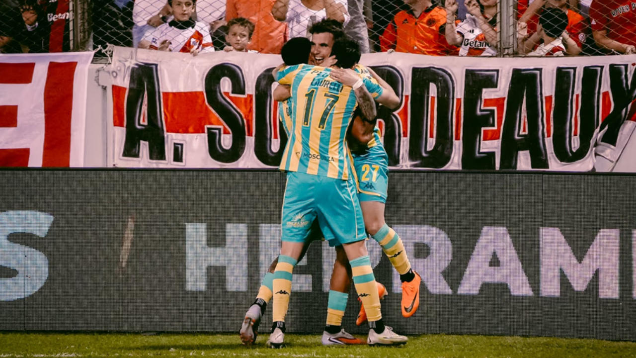 Aldosivi sorprendió a River y le ganó 3 a 1