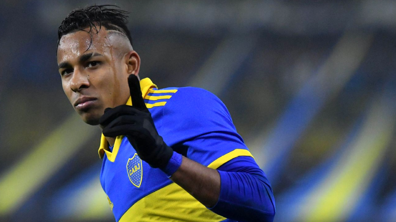 Sebastián Villa vuelve a Boca: revisión médica, firma de contrato y presentación