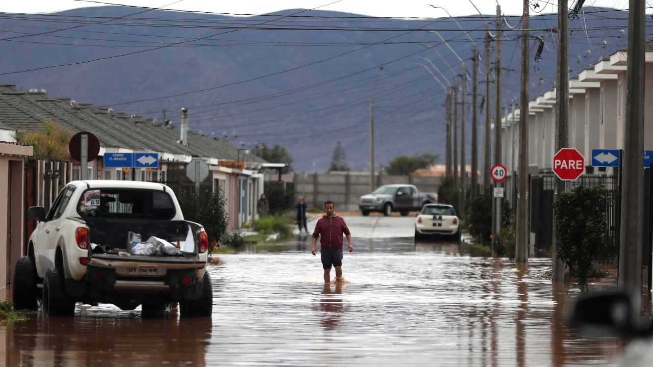 Suben a diez las personas fallecidas por el temporal en Chile