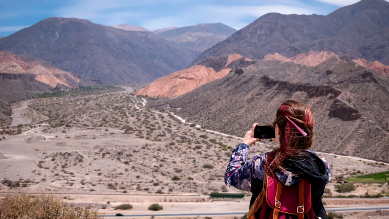 Jujuy: Tilcara lanza la temporada de invierno 2026 con música, danzas y stands para potenciar el turismo