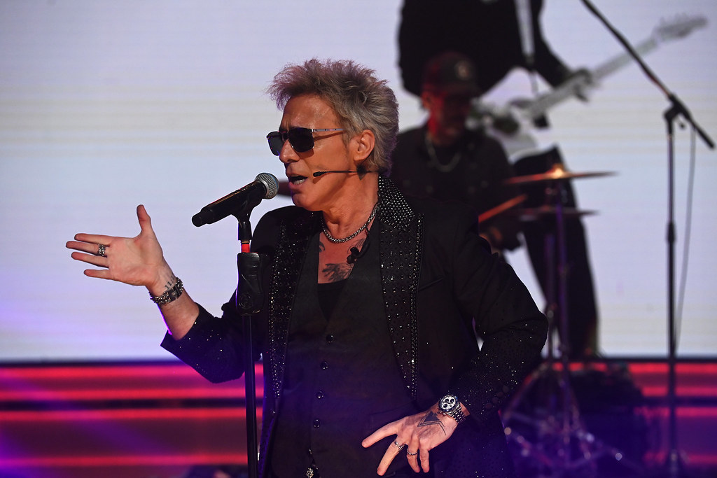 Cae repasa parte de su nuevo disco junto a Cucho Parisi y Maxi Pardo