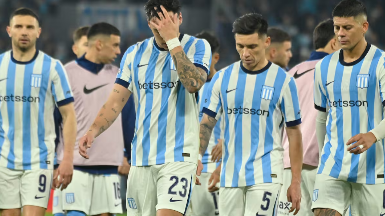 Racing tuvo una noche para el olvido ante Tigre y su gente estalló