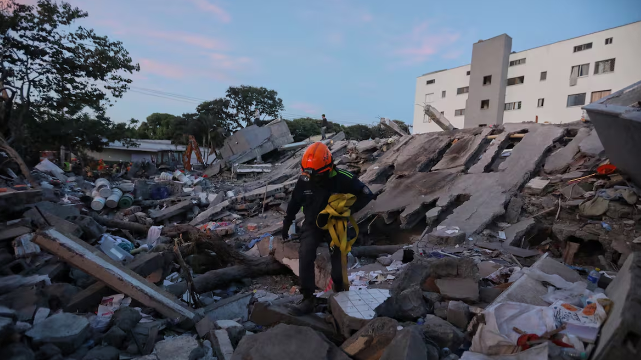 Colombia: al menos 240 muertos y miles de desaparecidos